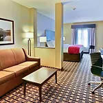 Comfort Suites Uniontown