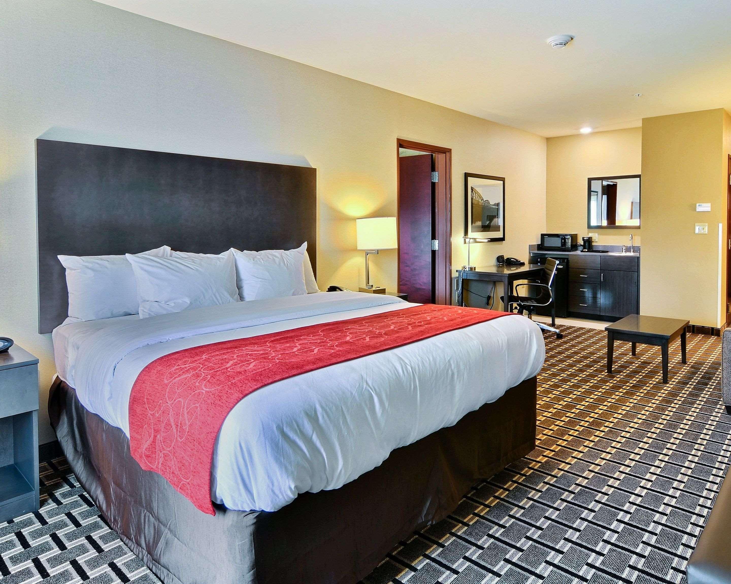 Hotel Comfort 4*