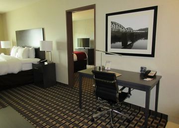 Comfort Hotel Uniontown