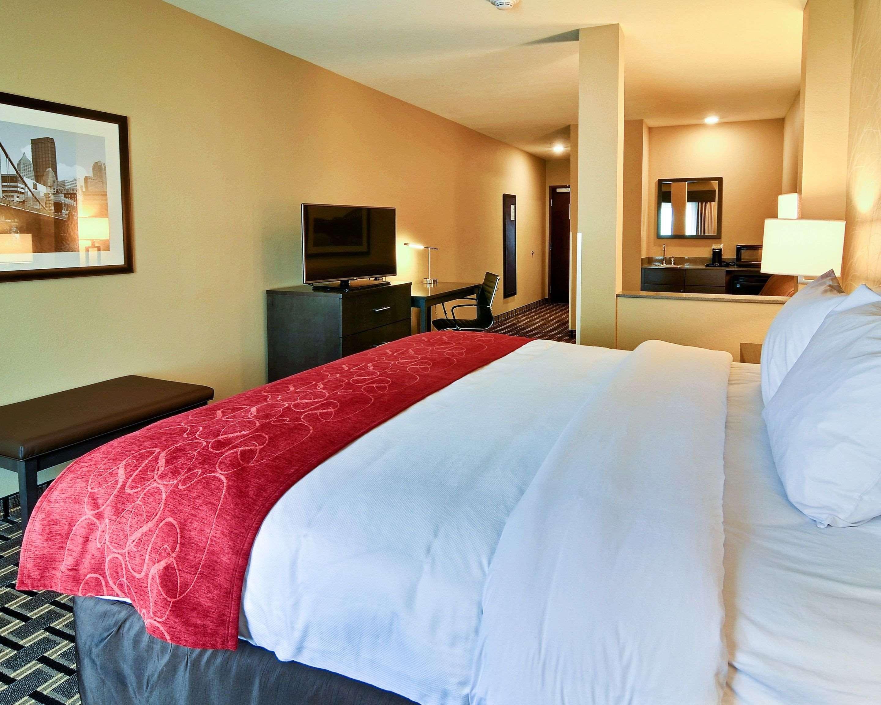 Comfort Hotel 4*