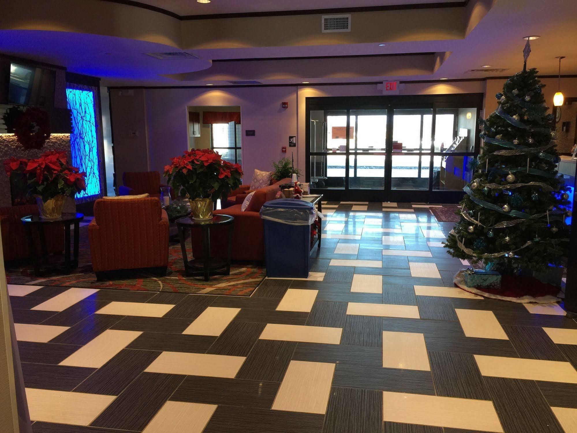 Hotel Comfort Uniontown